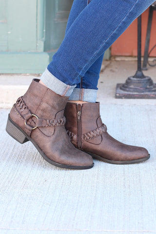 Glorious Braided Strap + Ring Bootie {Tan}