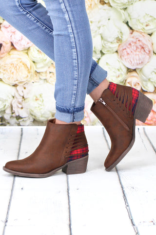 Very G: Very Strippy Heeled Suede Boot {L. Taupe}