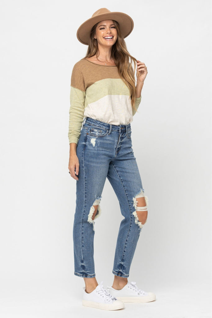 Jess Ripped Knee Boyfriend Jeans