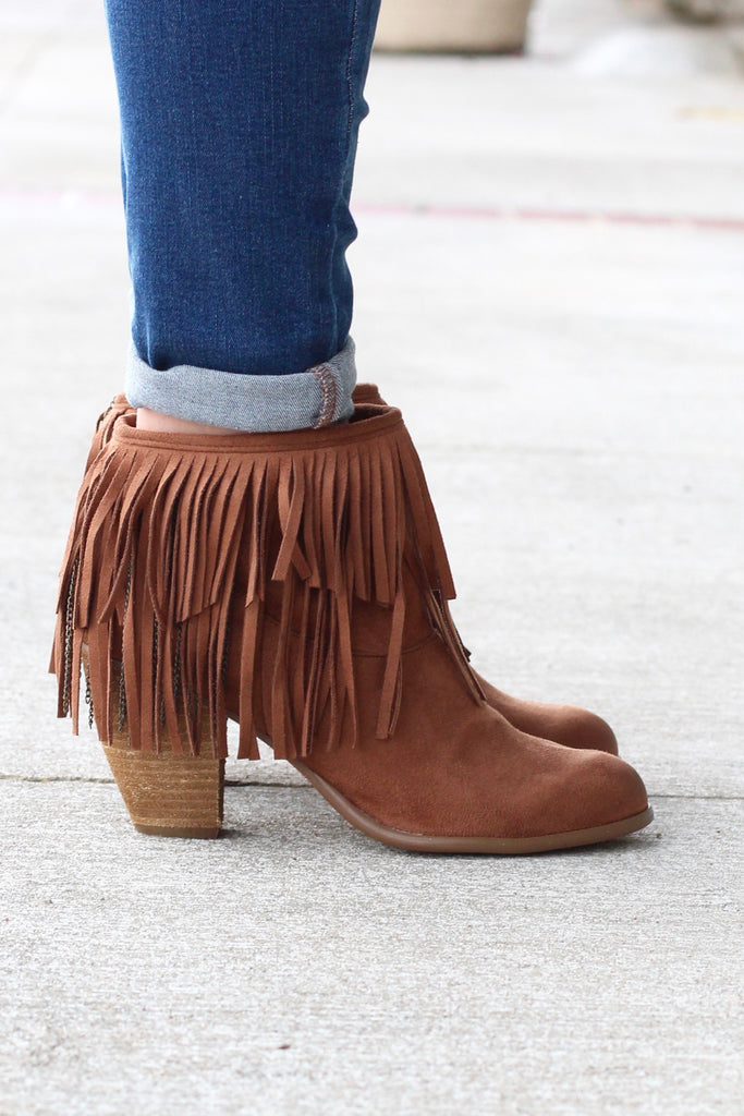 Not Rated: Auriga Fringe + Chain Suede Booties {Tan} - The Fair Lady Boutique - 2