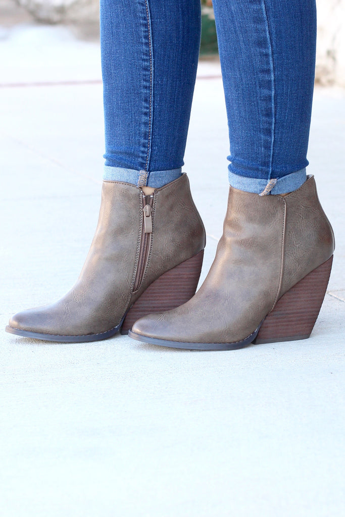 Very Volatile: Gwen Wedge Bootie {Taupe} - The Fair Lady Boutique - 8