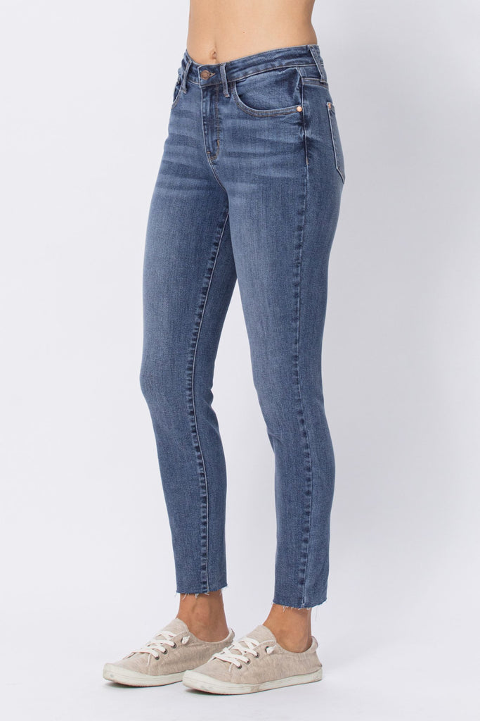 Embroidered Pocket H/R Skinny Jeans